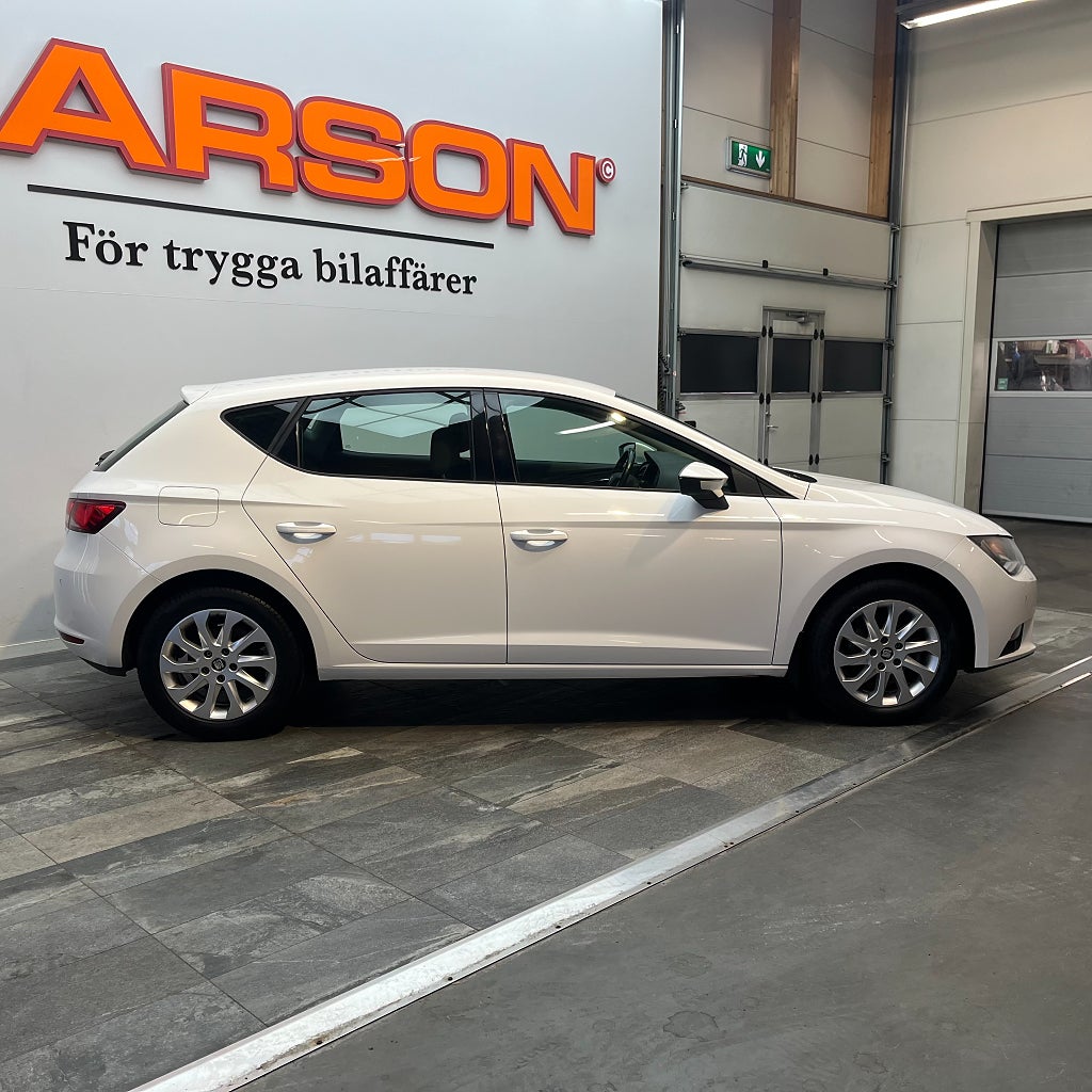 Seat Leon 1.2 TSI Style Värmare P-sensorer Farthållare Bluetooth