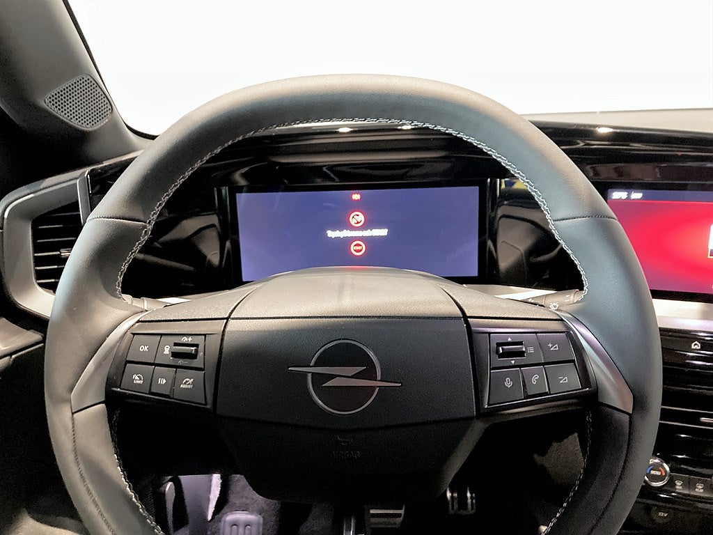 Bild på Opel Mokka GS Hybrid 136hk Aut - DEMO