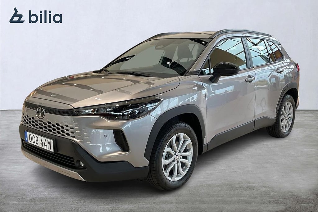 Toyota Corolla Cross COROLLA CROSS 2,0 HYBRID AWD-I ACTIV...