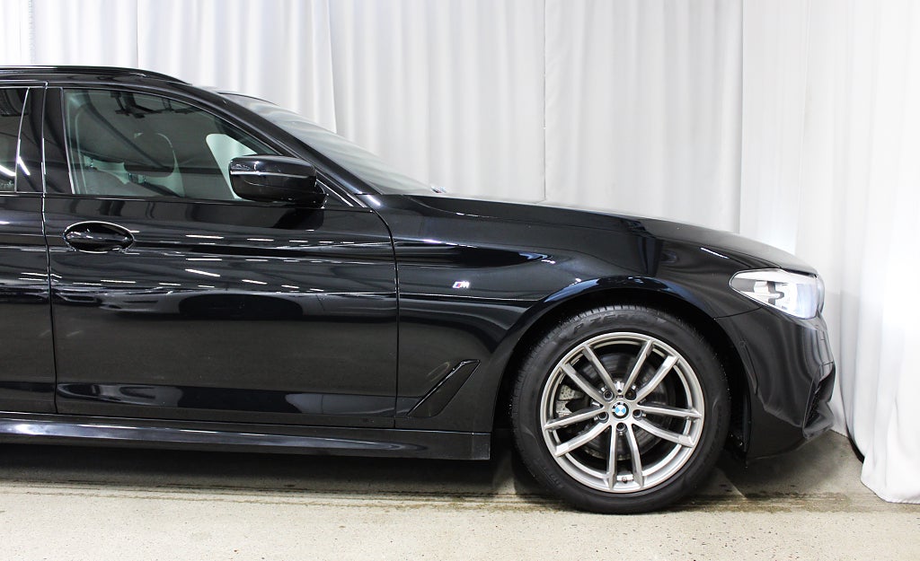 BMW 520 d xDrive 190HK, M-Sport, Drag, S&V-hjul, 3,99% Ränta