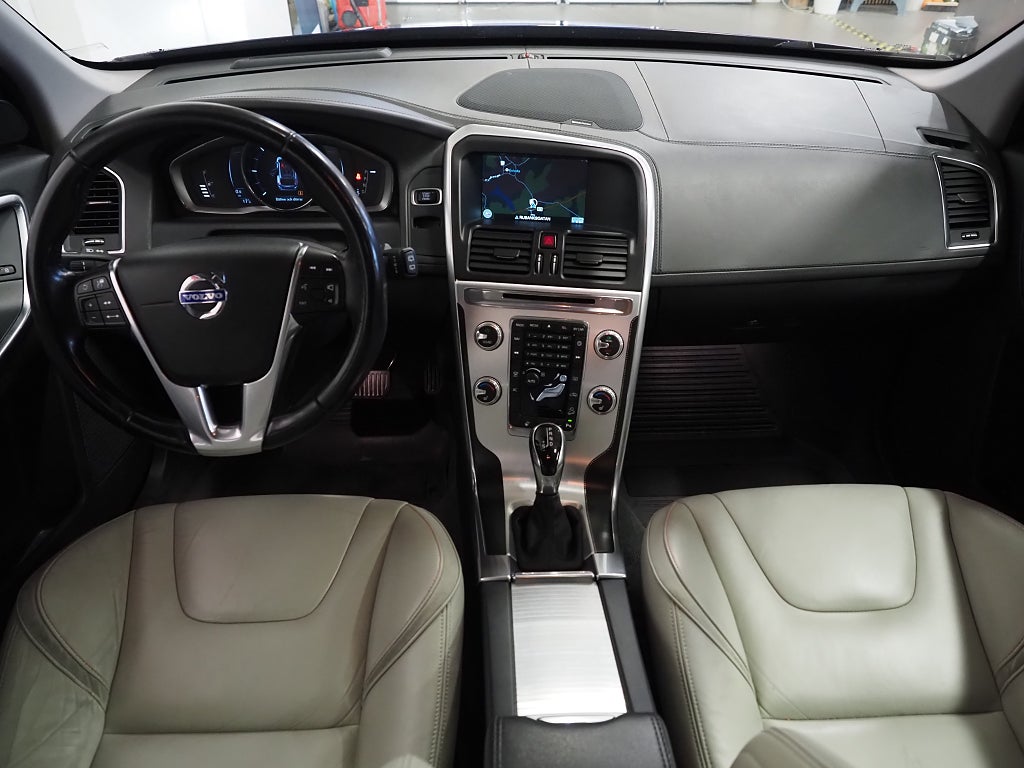 Volvo XC60 D5 AWD Geartronic Ocean Race Business Skinn Pano 2015