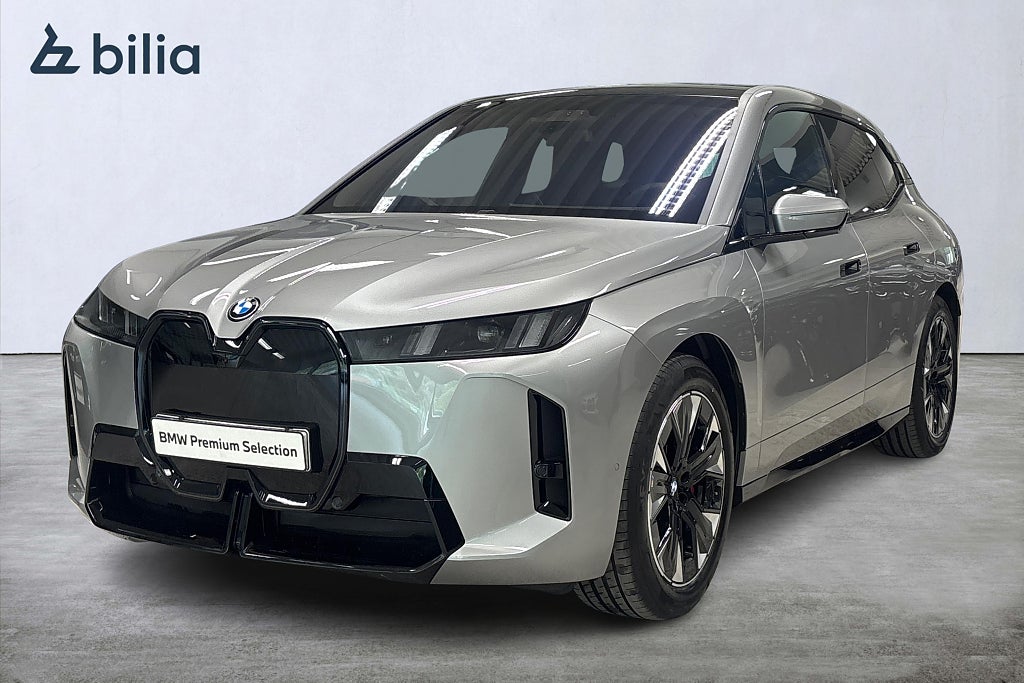 BMW iX xDrive 60 M-Sport | Fully Charged | Innovation | H&K