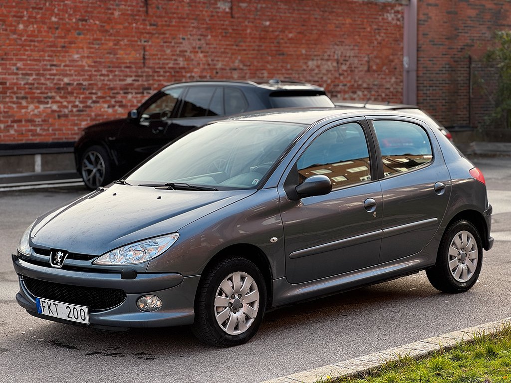 Peugeot 206 5-dörrar 1.4 XS / NY KAMREM / NYBES