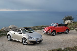 right: Volkswagen Käfer Cabriolet (1980)