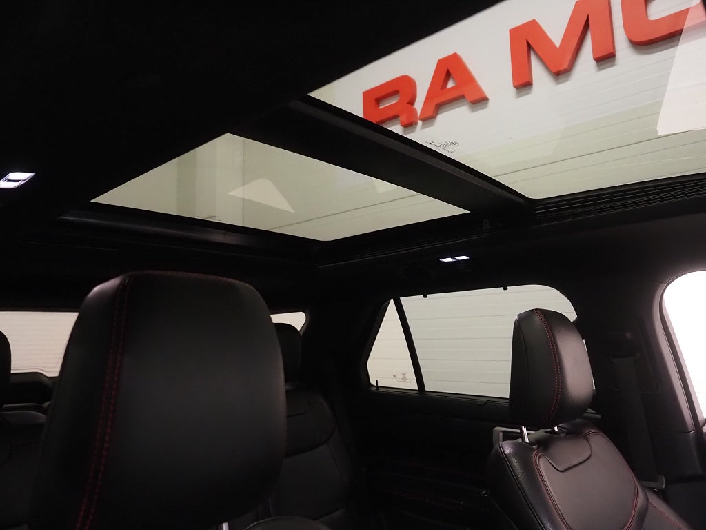 Ford Explorer Plug-In Hybrid ST-Line 360 B&O Drag Navi Skinn