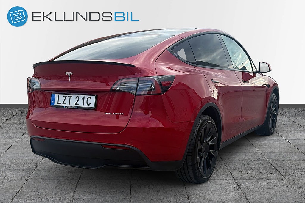 Tesla Model Y 2021