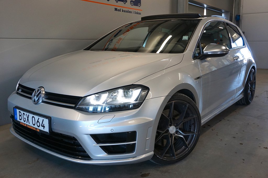 Volkswagen Golf 3-dörrars R 2.0 4Motion 300hk Panorama Sport