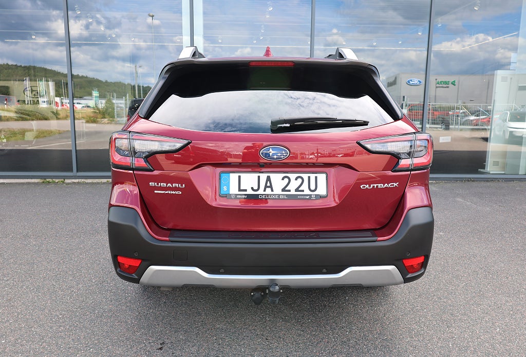 Subaru Outback TOURING 2.5 169hk XFuel 4WD Dragkrok Låg skatt