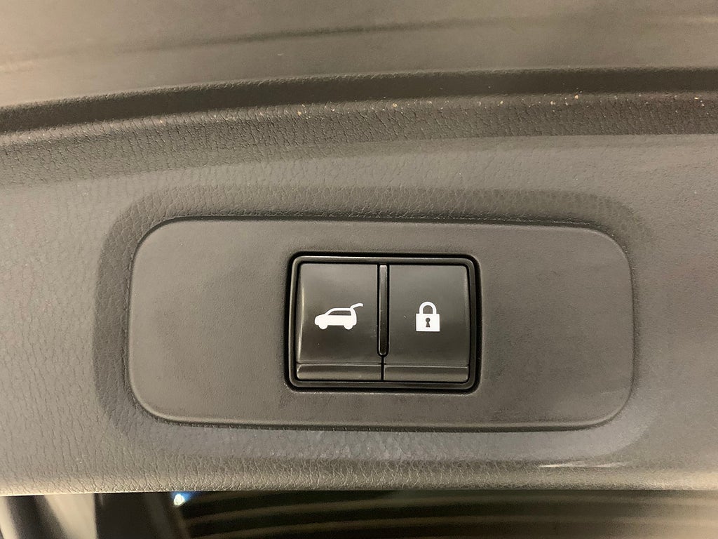 Nissan Qashqai 1.3| TEKNA DESIGN | Pano | 360 | Navi |MOMS 2023