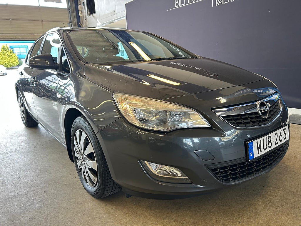 Opel Astra 1.4 ecoFLEX Enjoy 5-Dörr /Nybesiktigad /Drag