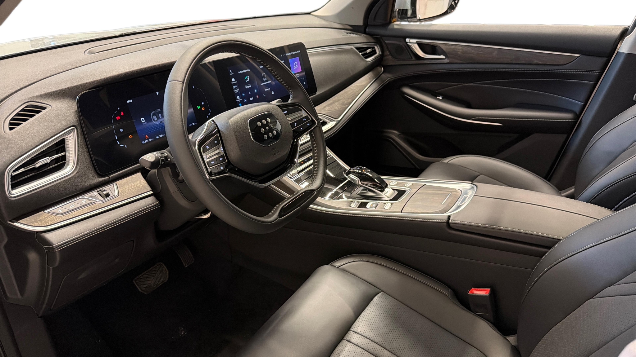 DFSK E5 7-sits, phev 2025, bild 5/10