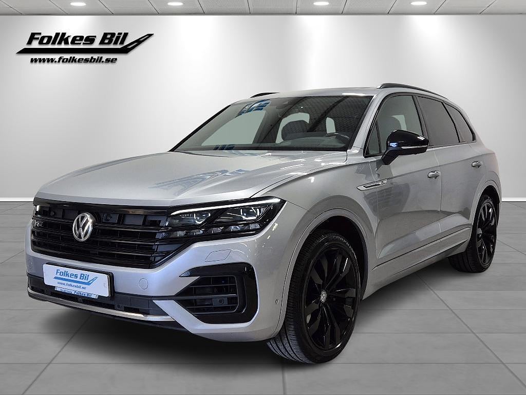 Volkswagen Touareg R-Line 3.0 TDI V6 286 hk 4M SE SPEC / VAT