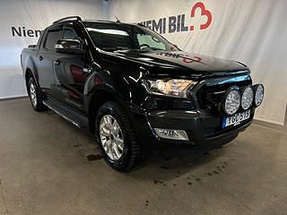 Ford ranger Dubbelhytt 3.2 TDCi 4x4 S&V-däck/D-värm/Kamera