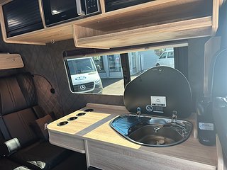 Transportbil - Skåp Mercedes-Benz Sprinter 24 av 37