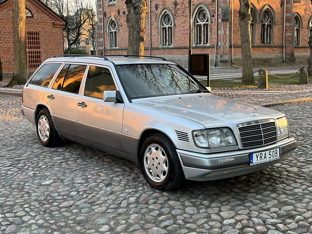 Mercedes-Benz E 250 TD s124 OM605