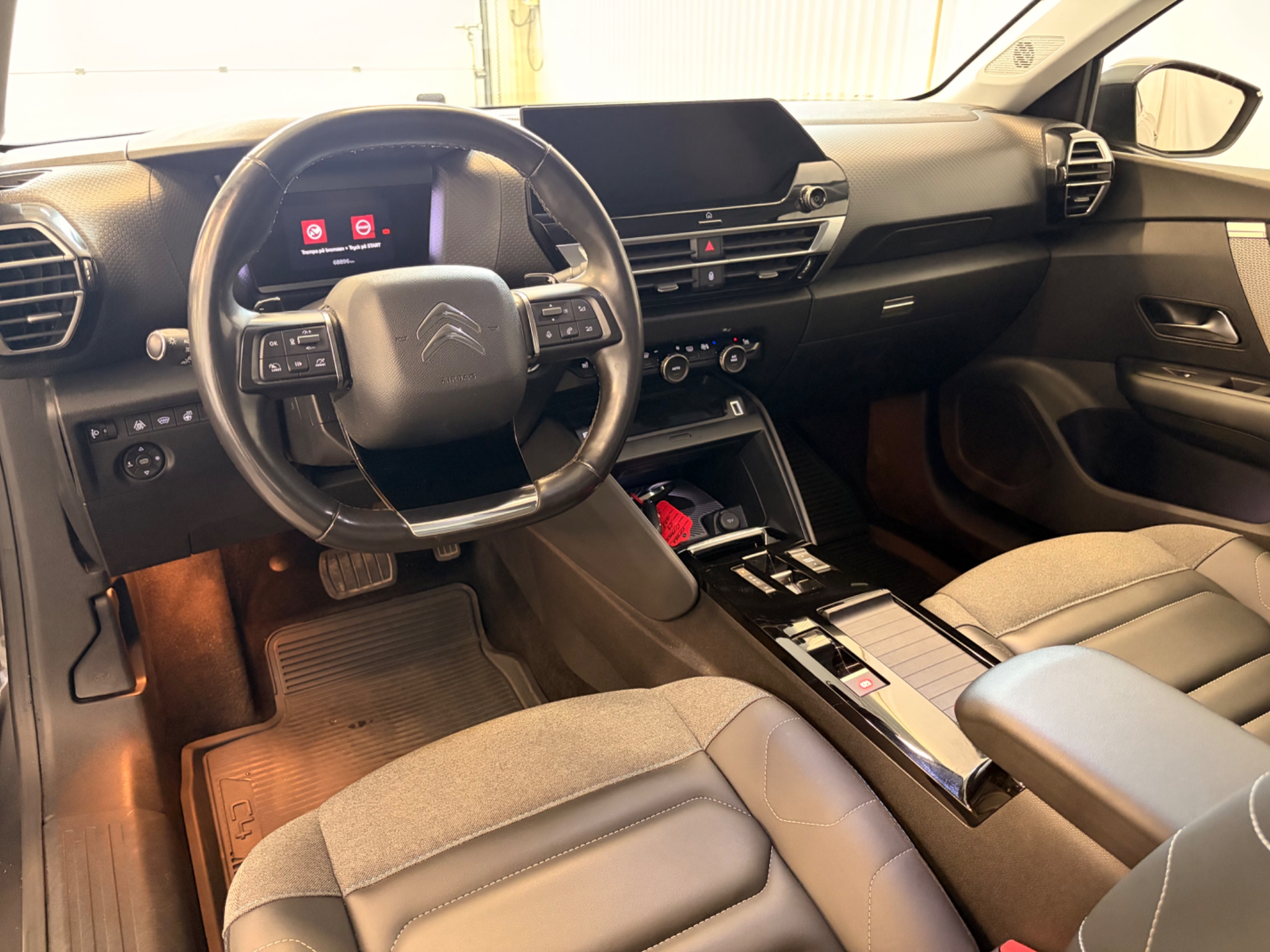 Citroen C4 155 PT Aut Shine 2021, photo 7/10
