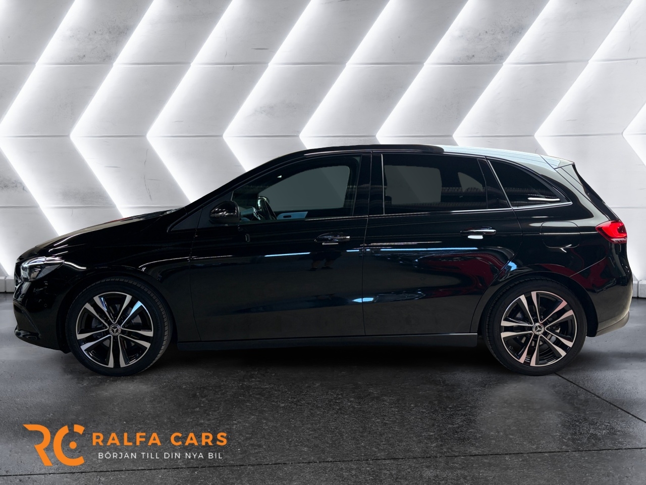 Mercedes-Benz B 2020, bild 3/31