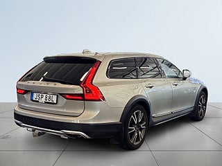 Volvo V90 Cross Country D4 AWD Geartronic Inscription Pro S&V-hjul/Drag/360/Nav – bild 6