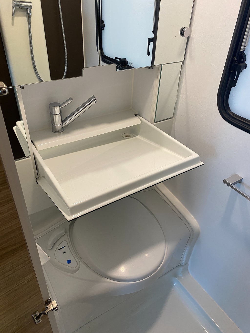 Adria Altea 542 PH / Köp nu – hämta till våren! - Adria