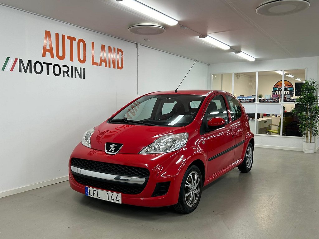 Peugeot 107 5-dörrar 1.0 / Lågmilad / 360kr årsskatt /