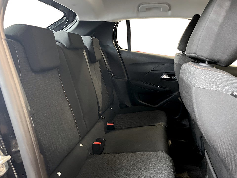 Bild på Peugeot 208 Style Hybrid 100hk Aut CARPLAY BACKSENSORER