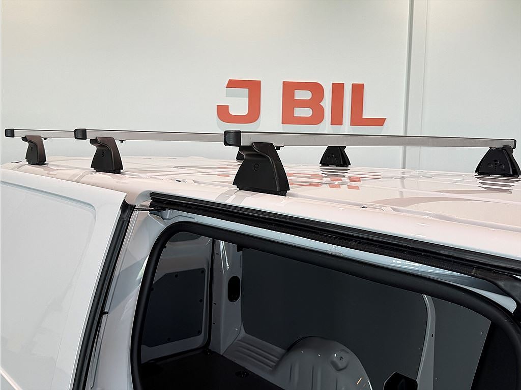 Bild på Opel Vivaro Business 2.0 BHDi 145hk L3 - B-KAMERA, DRAG