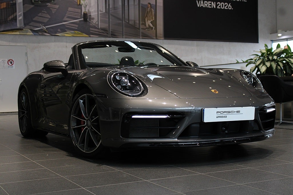Porsche 911 992 Carrera 4S Cabriolet