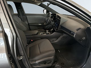 Lexus RZ 300e /Keyless/A.d Fart/Navi/Kamera/Psens/Laneassist – bild 10