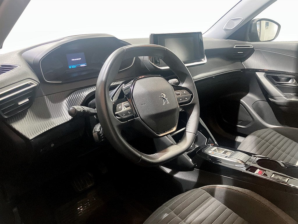 Bild på Peugeot E-2008 Active Pack 50kWh 136hk Aut - CARPLAY, BACKSENSORER