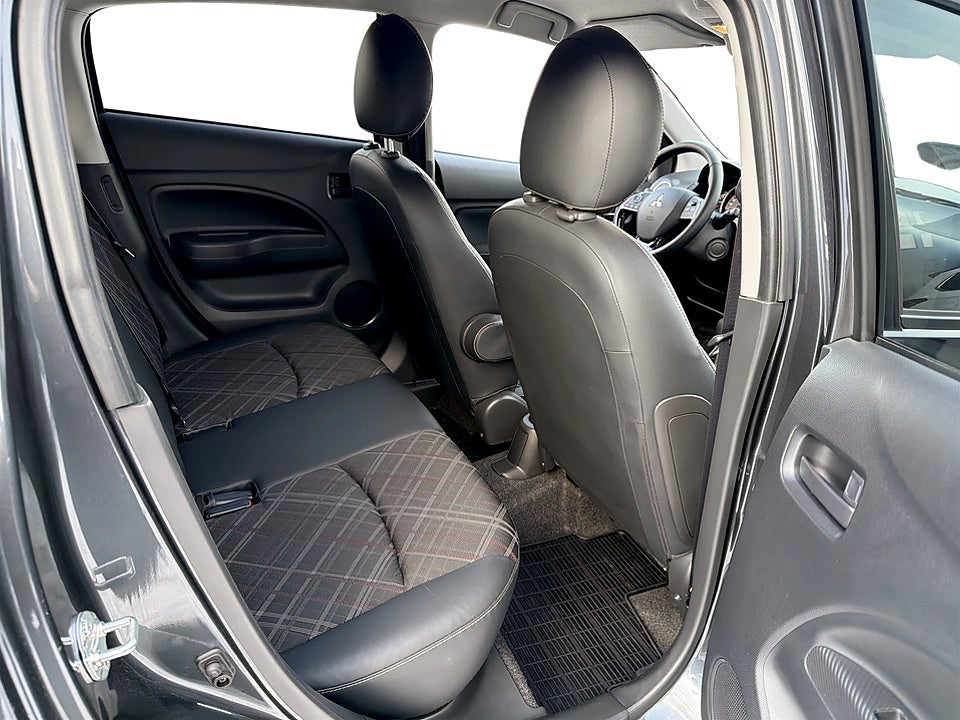 Bild på Mitsubishi Space Star Elegance 1.2 MIVEC 71hk Aut BACKKAMERA