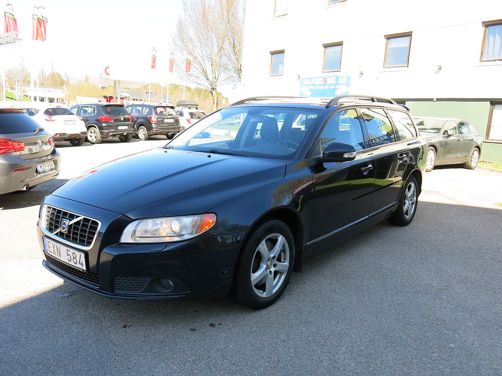 Volvo V70 2.5FT 200HK Geartronic Momentum **En ägare**
