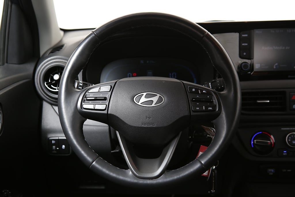 Hyundai i10 1,0 blue AMT | Essential | Farthållare | Automat