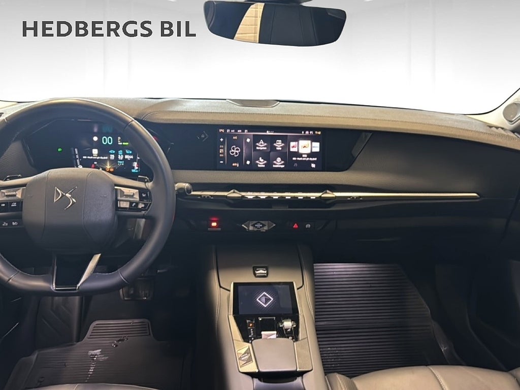 DS 4 E-Tense PHEV 224HK thumbnail
