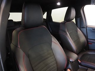 SUV Ford Kuga 12 av 25
