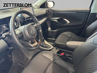 Halvkombi Mazda 2 8 av 14