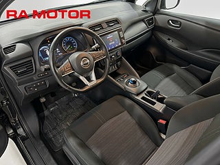 Halvkombi Nissan Leaf 8 av 13