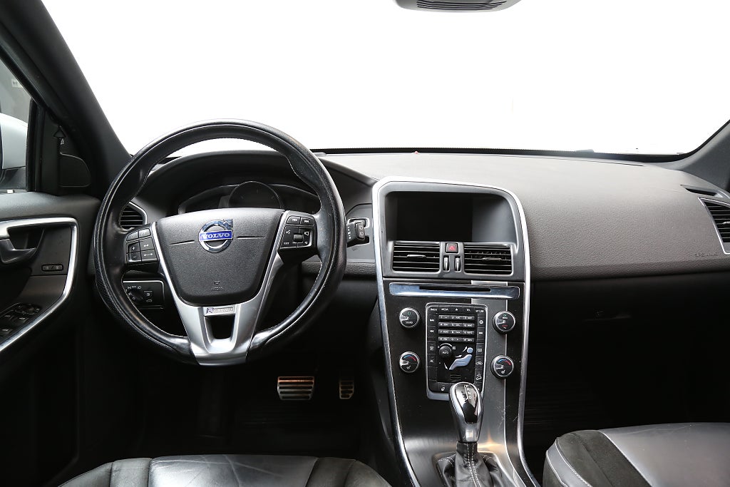 Volvo XC60 D4 181hk R-Design Business E II AWD Aut Dragkrok 2014