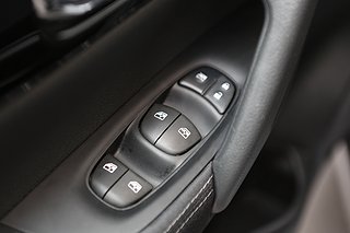 SUV Nissan Qashqai 10 av 21