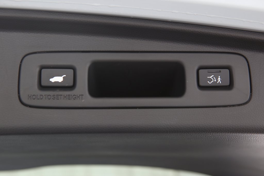 Honda CR-V Plug-in Advance Tech | FÖRETAGSPRIS | Dragkrok 2024