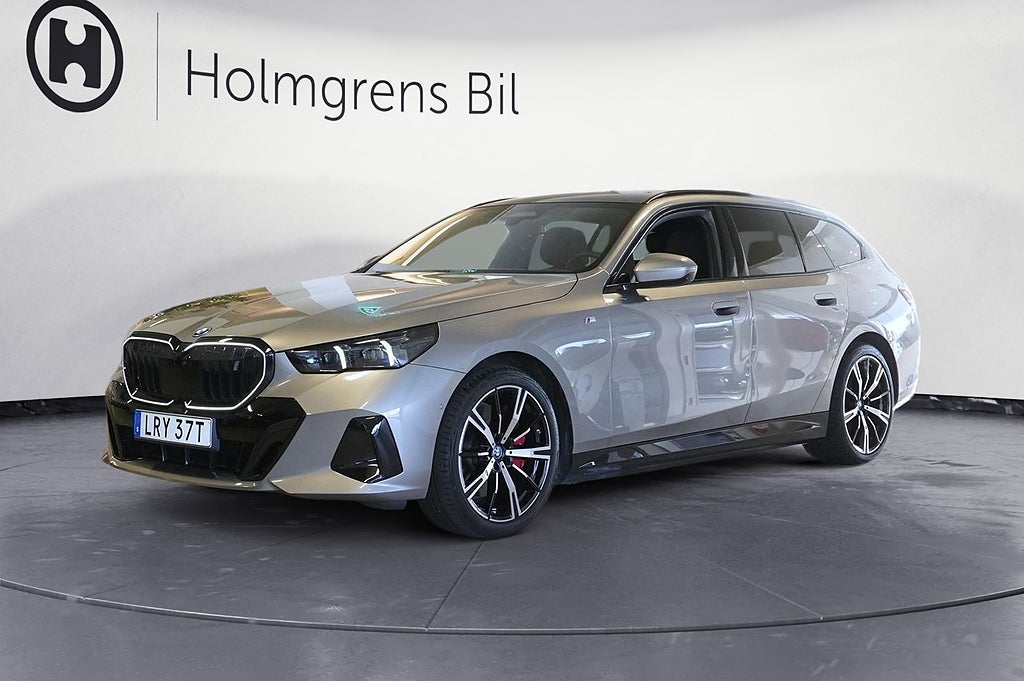 BMW i5 eDrive40 Touring 4,45% ränta Business Launch Edition Drag DAP He