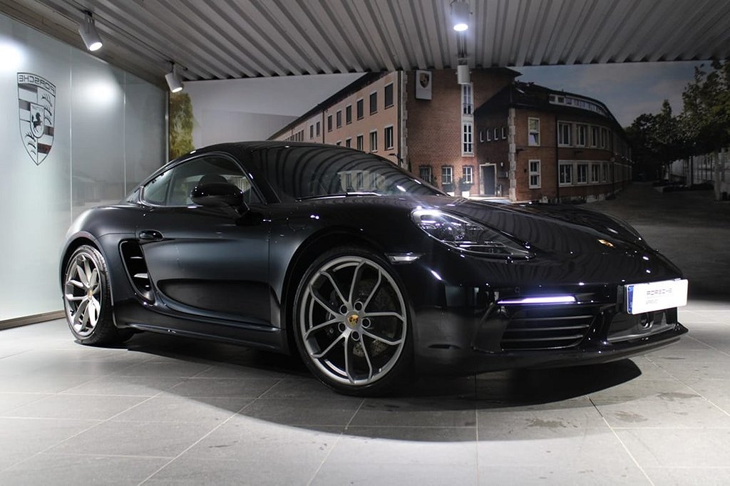 Porsche 718 Cayman Style Edition