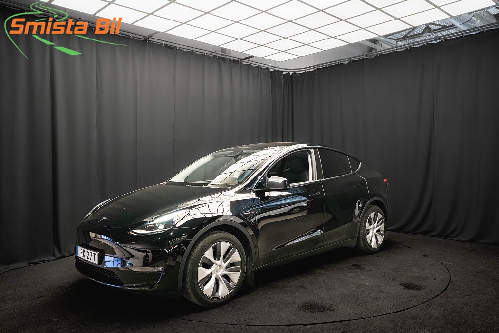 Tesla Model Y Long Range AWD DRAG PANO LÄDER 1-ÄGARE BATTERITEST MOMS