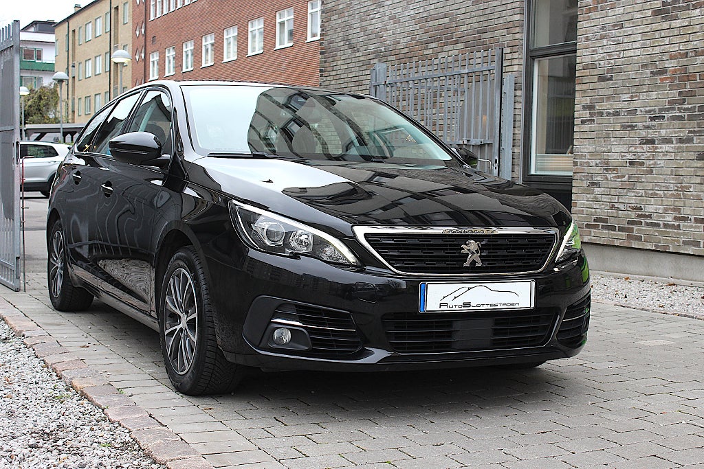 Peugeot 308 SW 1.2 PureTech 110 Active Euro 6 / Nyservad