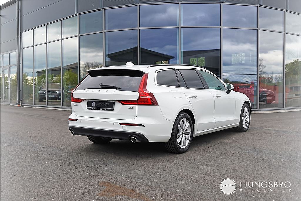 Volvo V60 B4 Momentum 197 hk