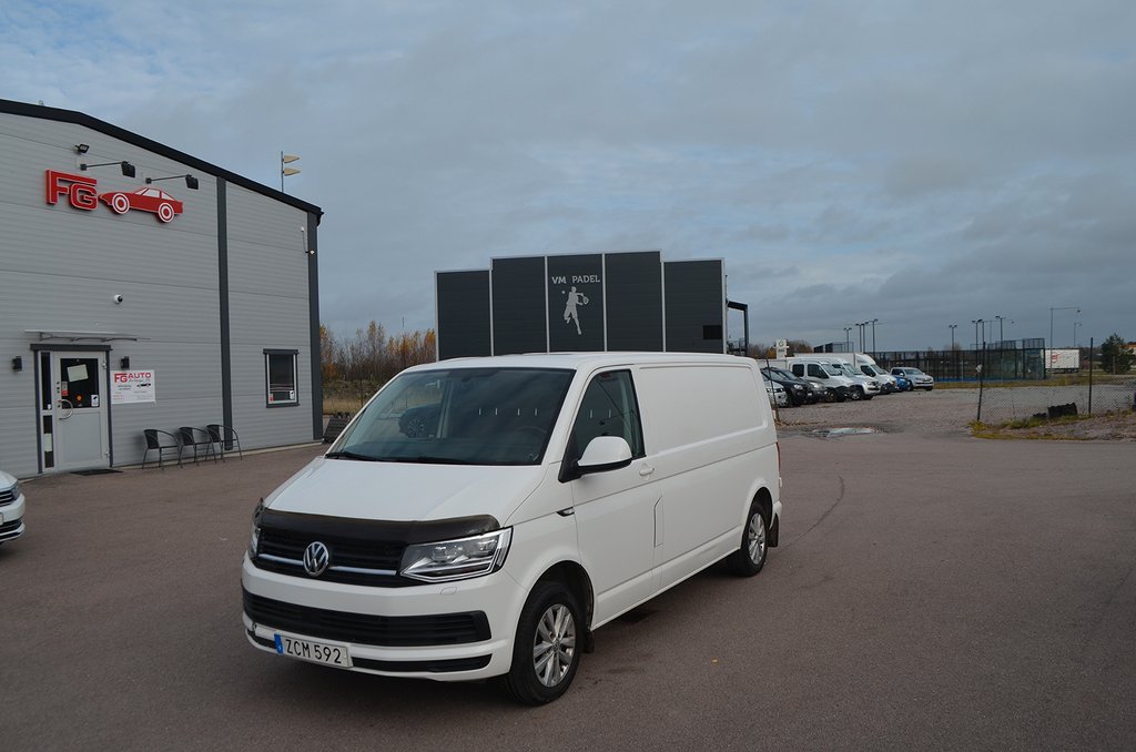 Volkswagen Transporter 2.0 TDI 150 hk En Ägare MOMS Euro 6