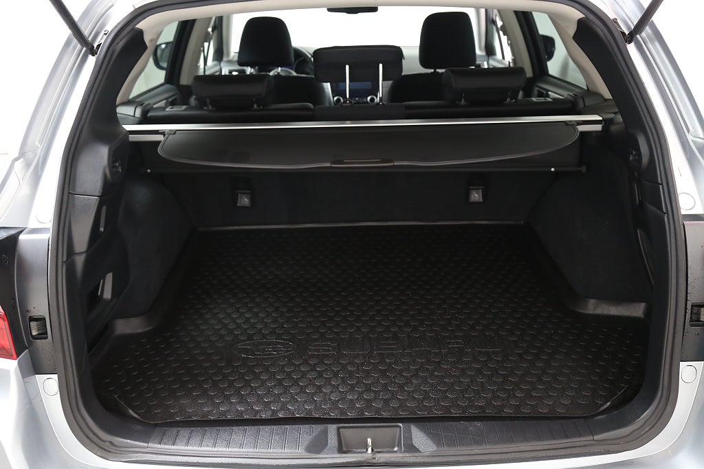 Subaru Outback 2,5i 175hk Active AWD Aut Kamera Eyesight 2020