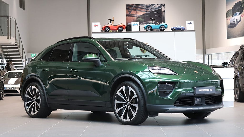 Porsche Macan 4 22\" hjul / Dragkrok / BOSE / Panorama
