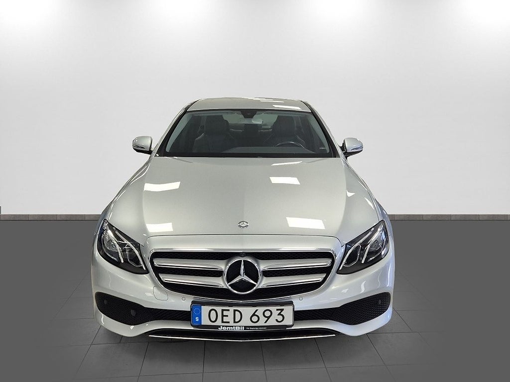 Mercedes-Benz E 2017 - miniatyr 2