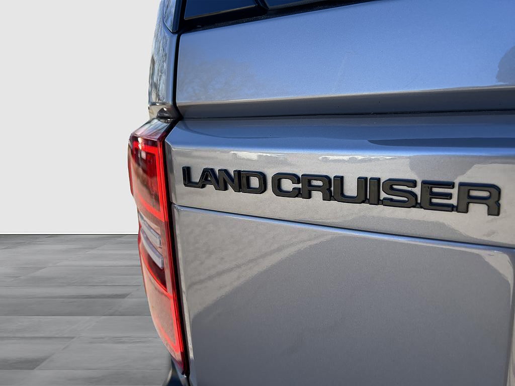 Toyota Land Cruiser 2024 - miniatyr 11