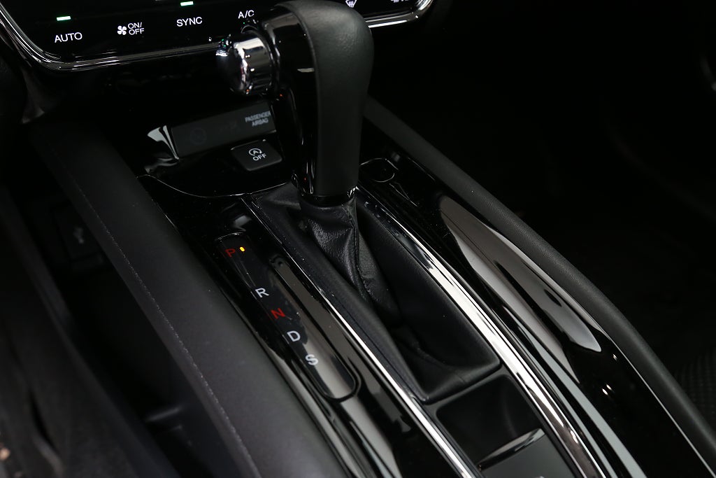 Honda HR-V 1,5 i-VTEC 131hk Elegance Aut P-sensorer